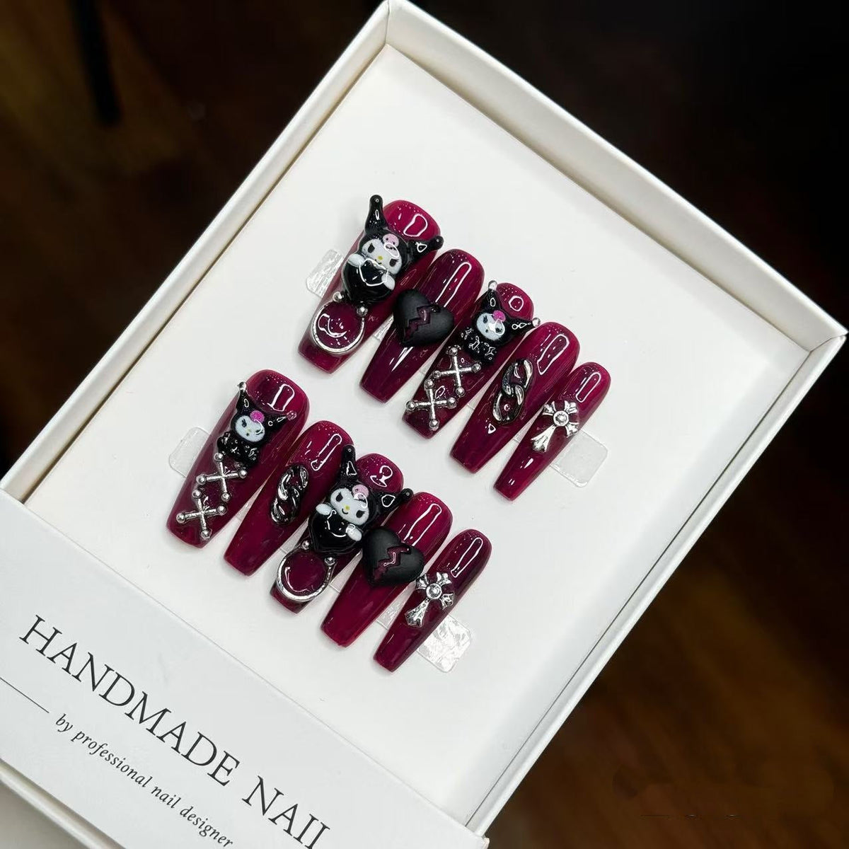 Themed Decorative Press-On Nail Set