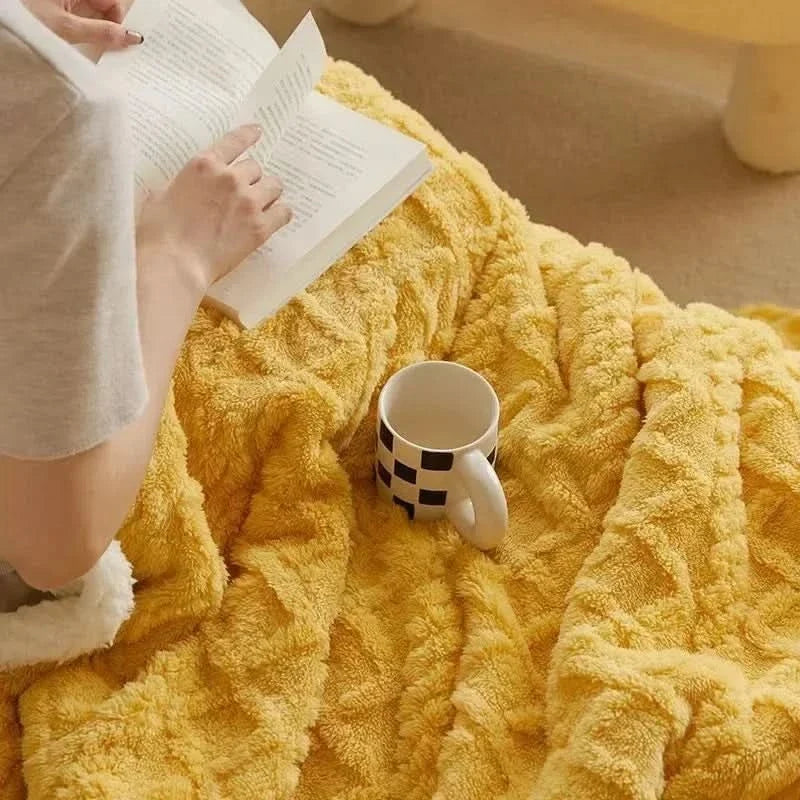 Thick Lambswool Fleece Winter Blanket - Soft Warm Throw
