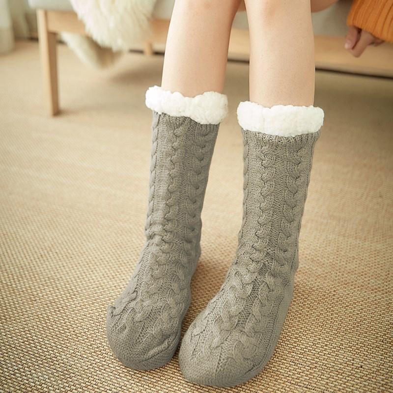 Unisex Slipper Socks with Non-Slip Sole – Warm and Cosy