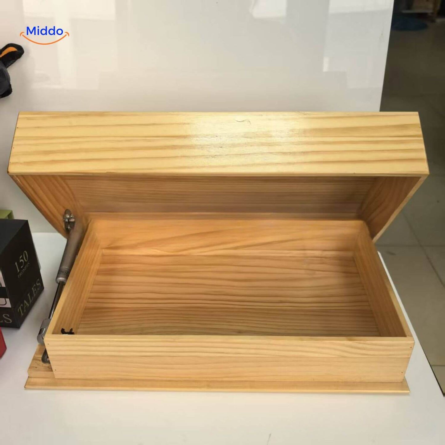 Vinaluxe Shelf | Floating Wall Shelf with Modern Look & Smart Storage