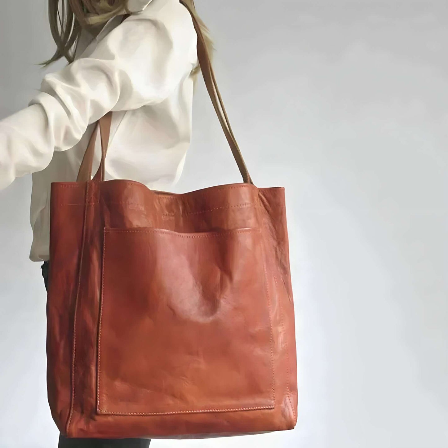 Vintage Handbag - Timeless Chic