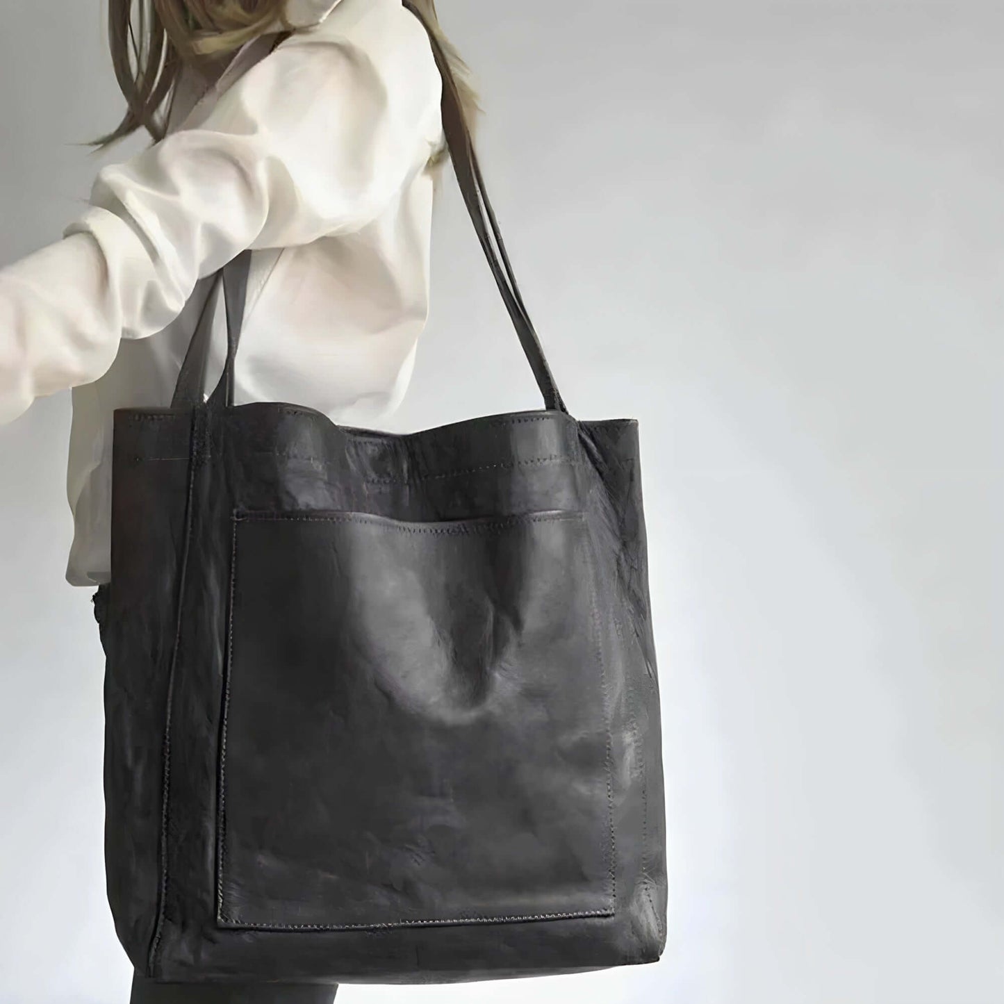 Vintage Handbag - Timeless Chic