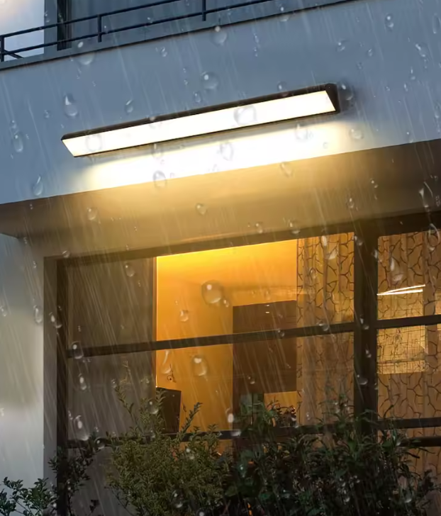 Waterproof Outdoor LED Wall Light for Patio and Entrance