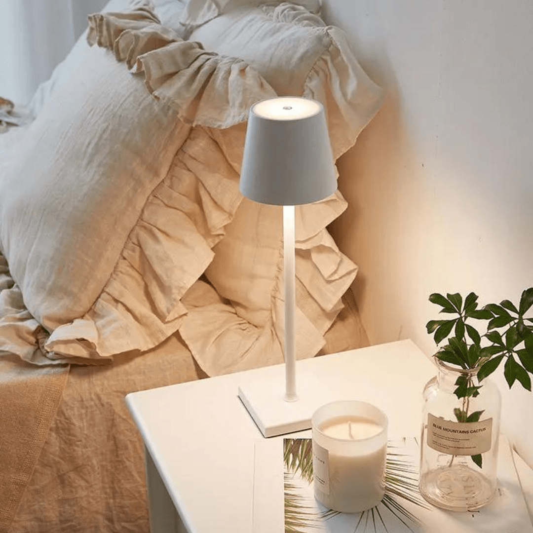 Wireless Table Lamp - Modern Bedside Lamp - Portable Desk Lamp - Luxalight - Image 2