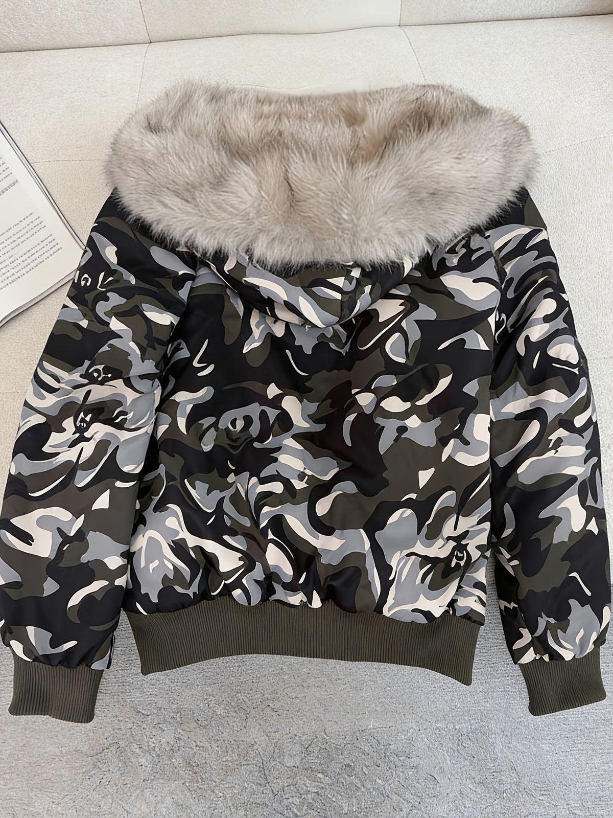 Women's Bomber Jacket with Faux Fur – Chic and Warm for Every Season