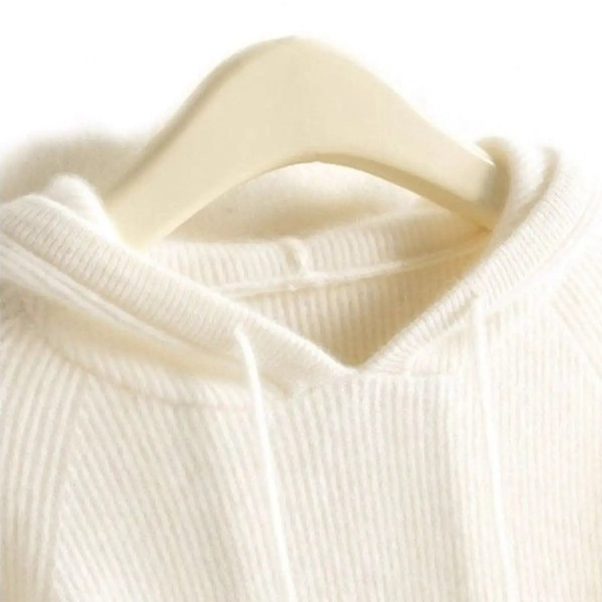 Women's Cashmere-Mink Blend Knit Jumper with Drawstring Hood