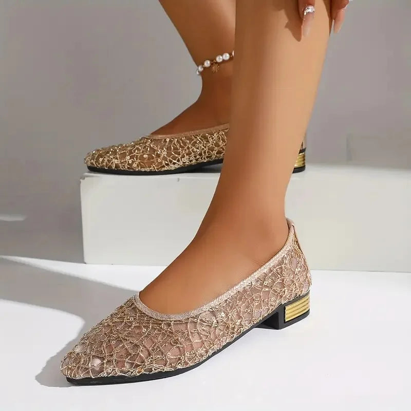 Women's Lace Pointed Toe Flat Wedding Shoes