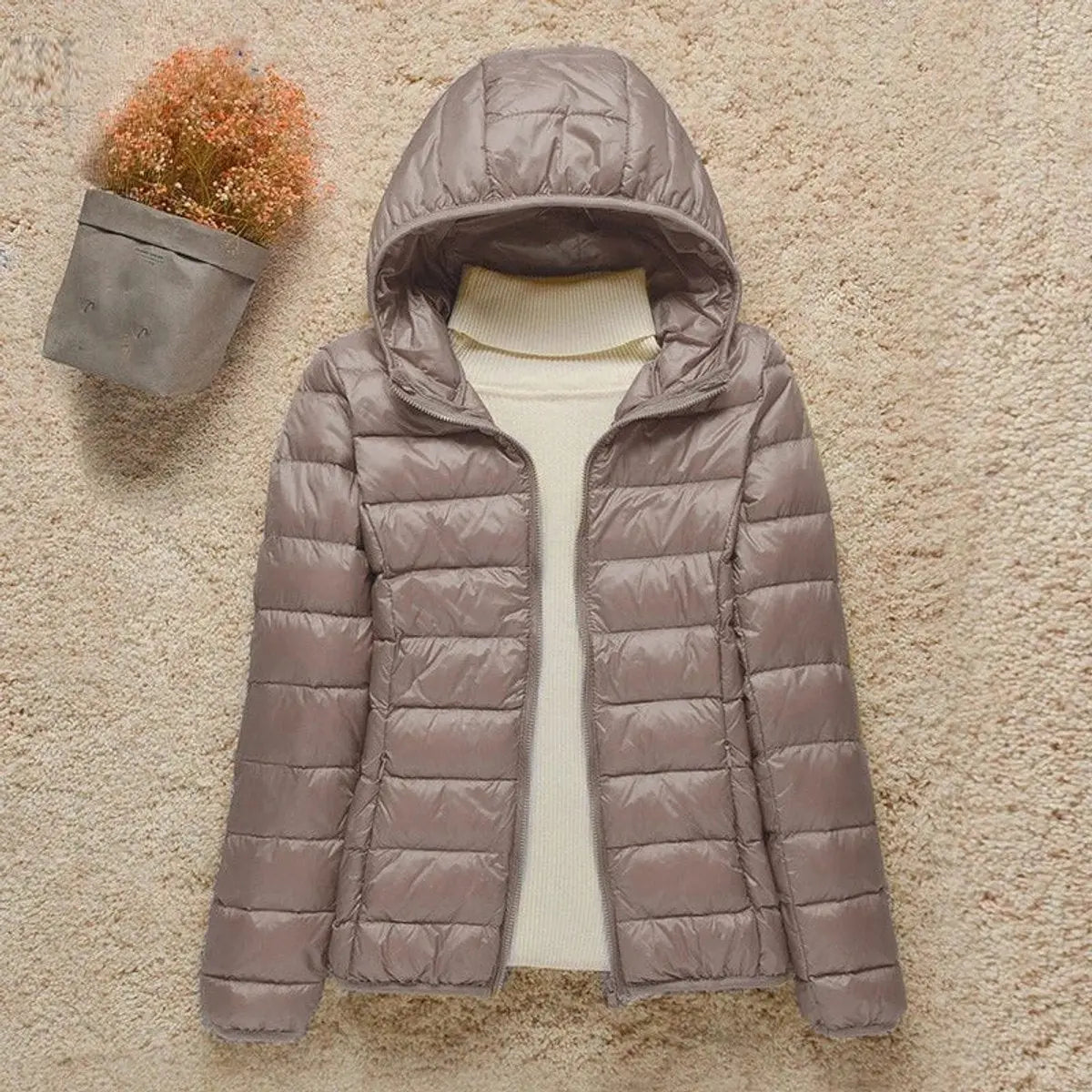 Women's Lightweight Hooded Quilted Packable Down Puffer Jacket