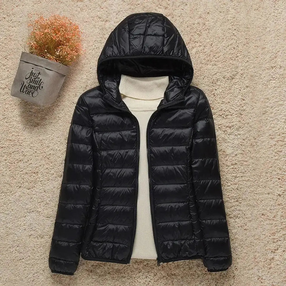 Women's Lightweight Hooded Quilted Packable Down Puffer Jacket