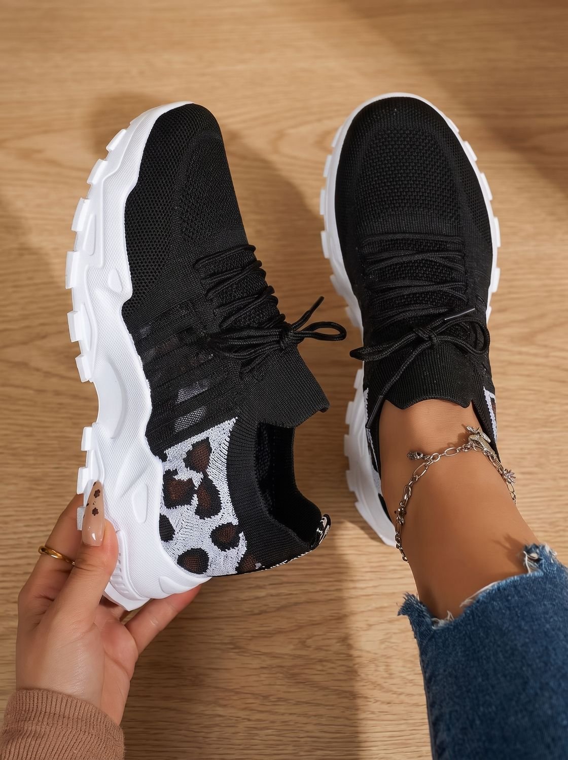 Women's Orthopedic Lace-Up Chunky Sole Mesh Sneakers