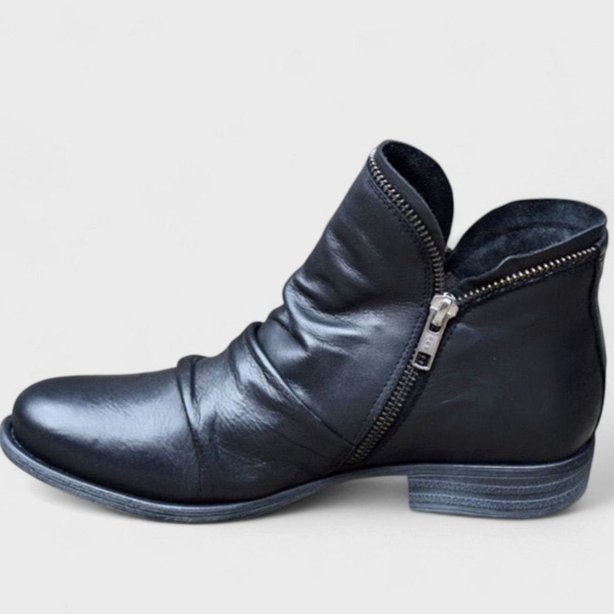 Women's Orthopedic Ruched Leather Ankle Boots with Side Zip