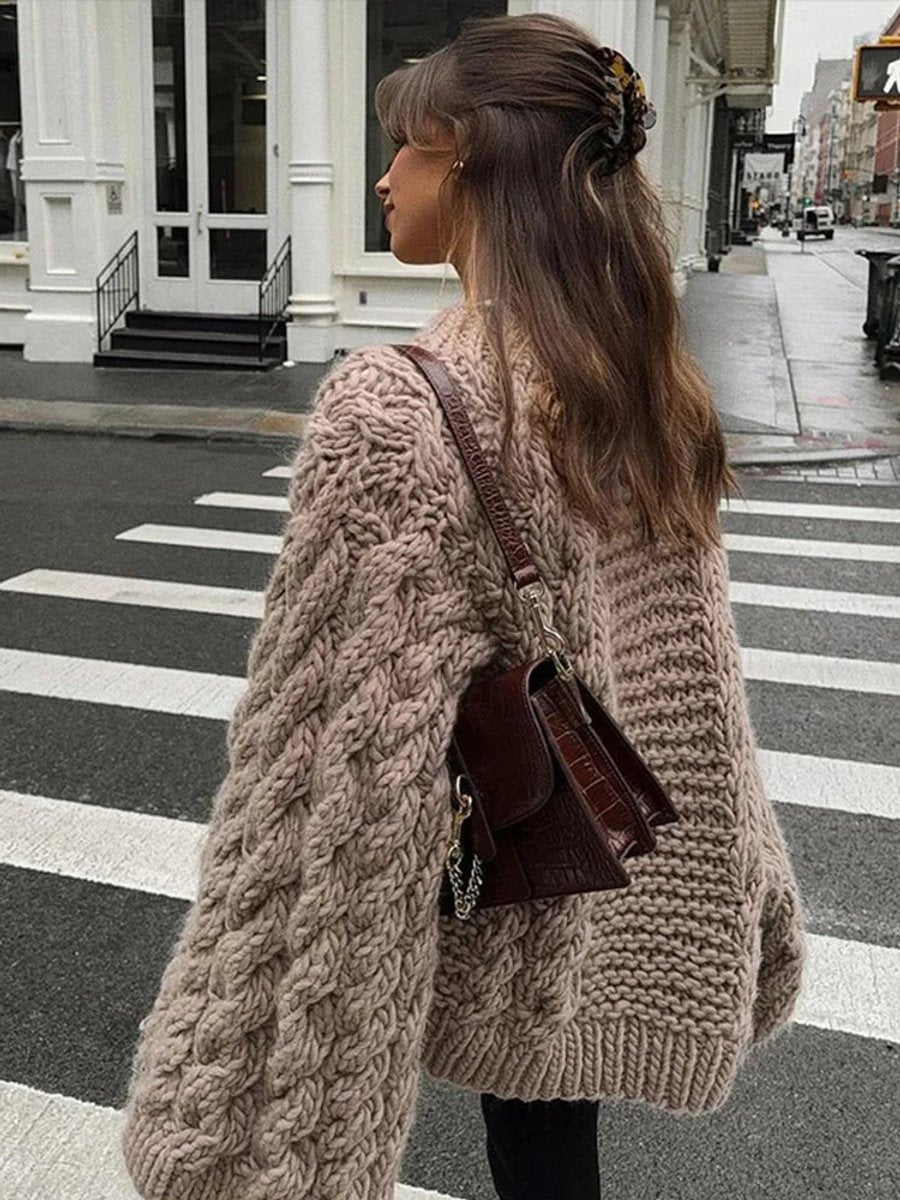 Women's Oversized Chunky Cable-Knit Jumper