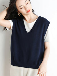 Women's Oversized V-Neck Fine-Knit Vest with Ribbed Hem