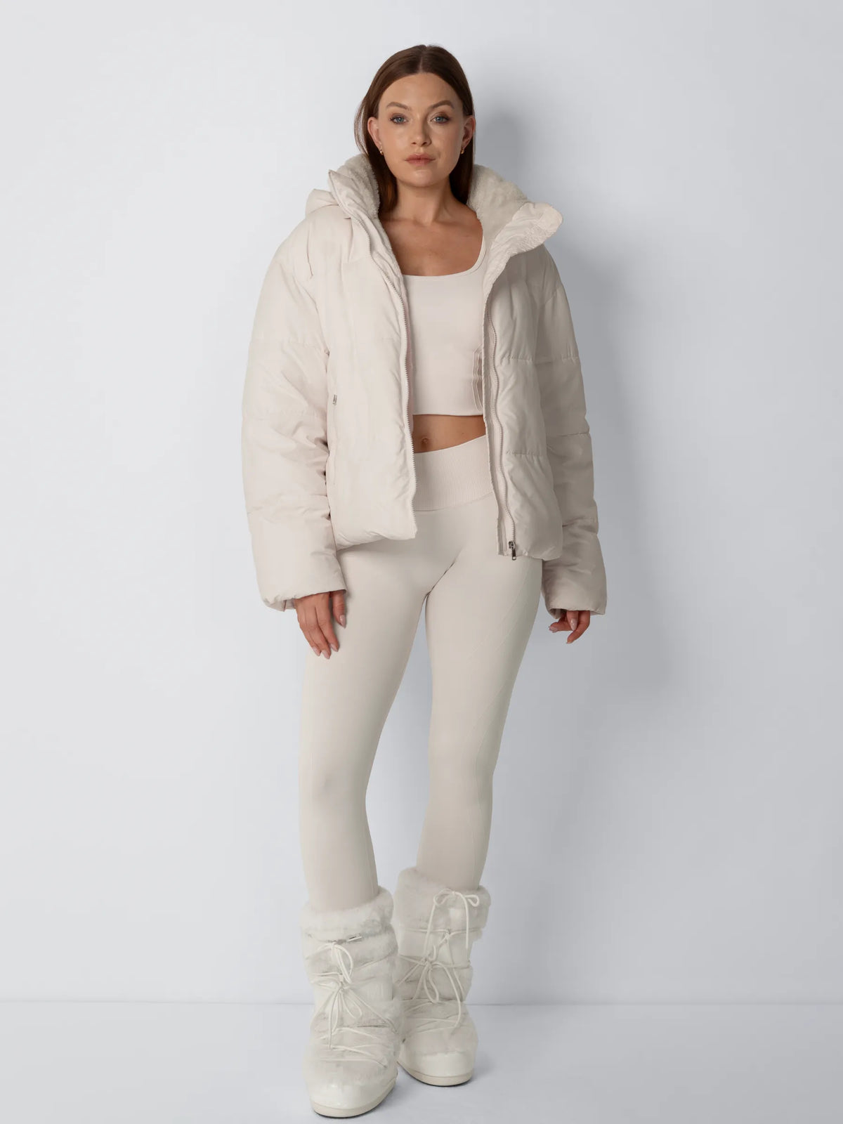 Women's Short Puffer Jacket with Detachable Hood - Warm Quilted Winter Jacket with Soft Faux Fur Lining & Zip Closure