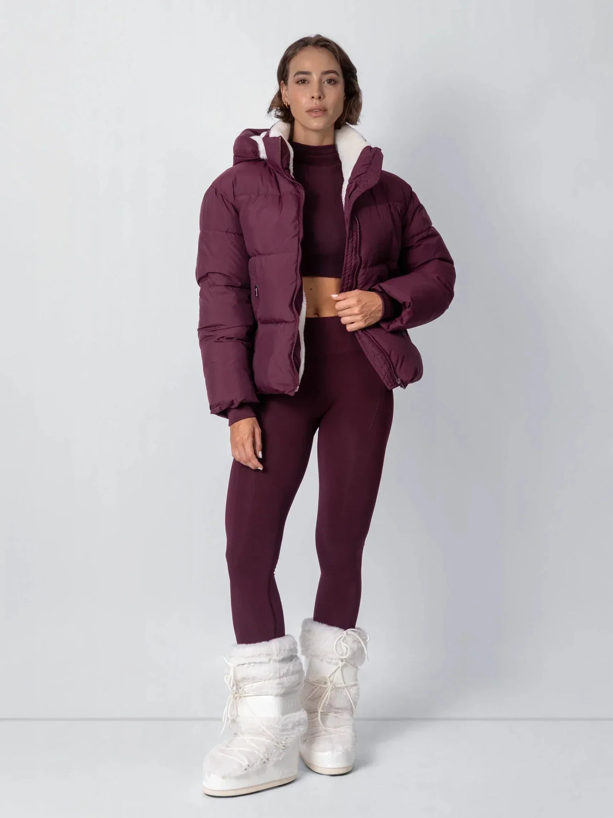 Women's Short Puffer Jacket with Detachable Hood - Warm Quilted Winter Jacket with Soft Faux Fur Lining & Zip Closure
